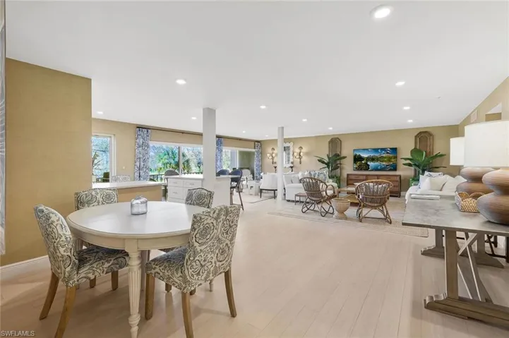 102  Wilderness  WAY, Naples, FL 34105