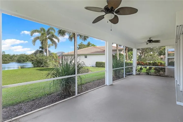 Rear screened lanai
