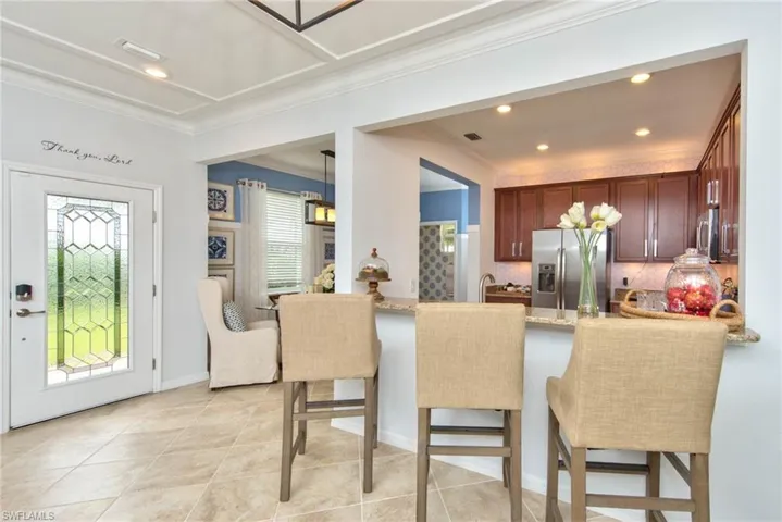 2612  Blossom  WAY, Naples, FL 34120