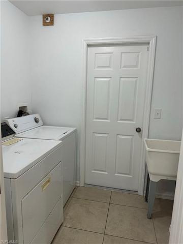 2212 NW 18th  AVE, Cape Coral, FL 33993