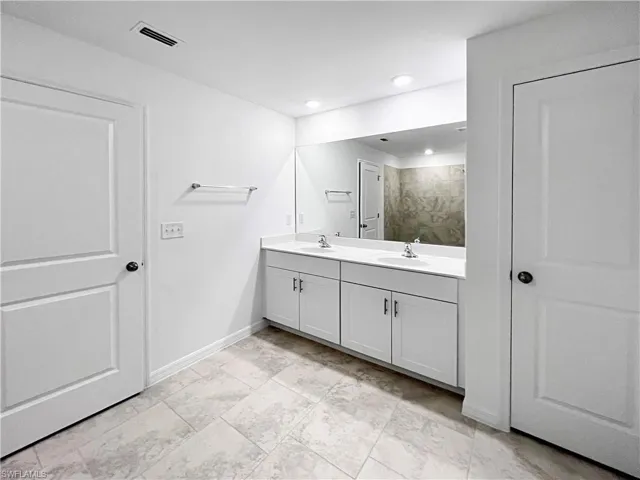 4263 Villa Rapallo Way, North Fort Myers, Florida 33917