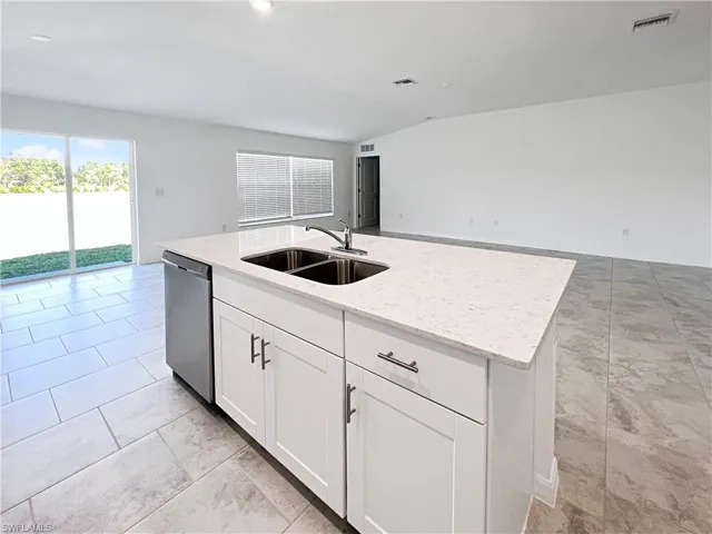 4263 Villa Rapallo Way, North Fort Myers, Florida 33917
