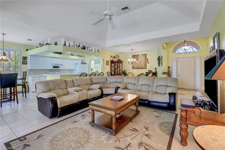4242 Longshore Way S, Naples Fl 34119