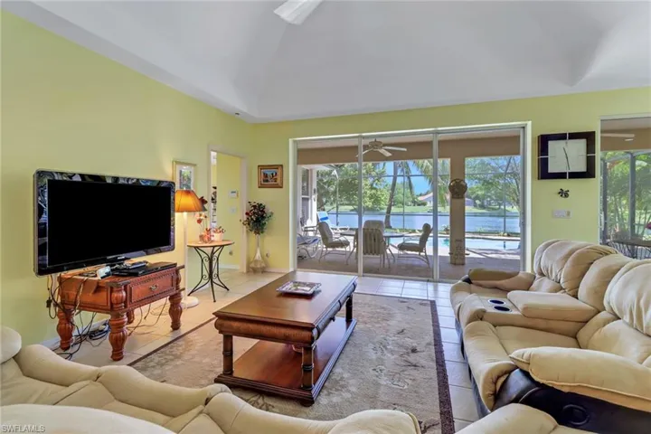 4242 Longshore Way S, Naples Fl 34119