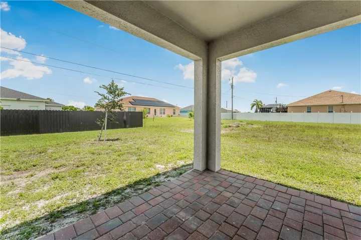 View of patio / terrace with a residential view