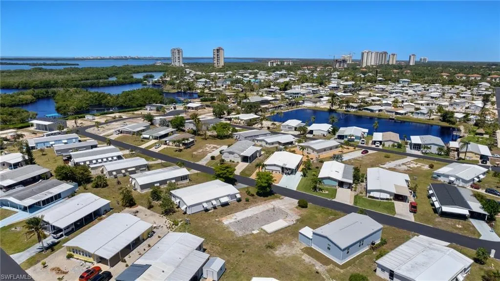 4689 Fiji LN, Bonita Springs, FL 34134,225038637