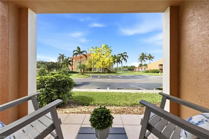 1240 Wildwood Lakes Blvd 105, Naples, Florida 34104