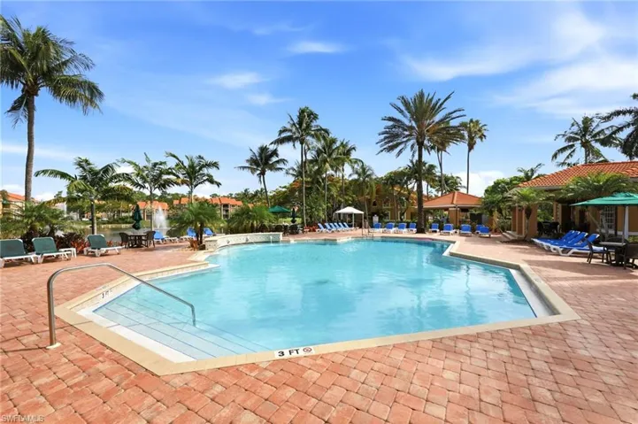 1240 Wildwood Lakes Blvd 105, Naples, Florida 34104