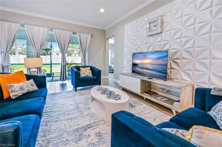 3392  PILOT  CIR, Naples, FL 34120