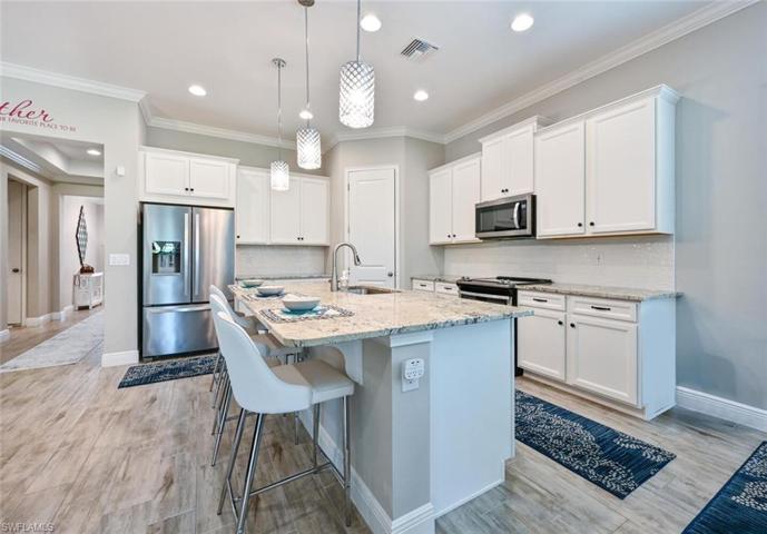 3392  PILOT  CIR, Naples, FL 34120