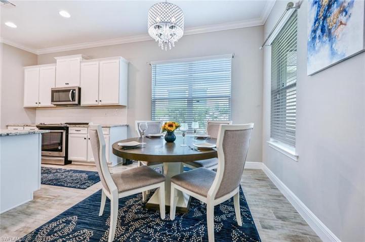 3392  PILOT  CIR, Naples, FL 34120