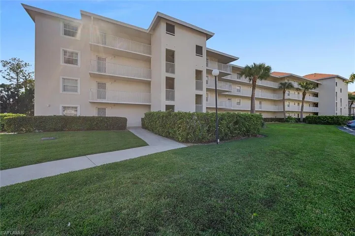 441  Quail Forest  BLVD, Naples, FL 34105