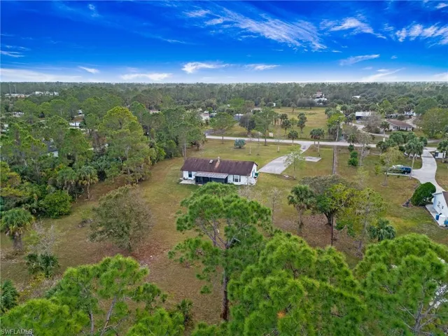 Bird's eye view of property