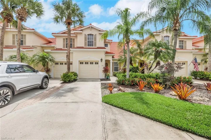 4660 Winged Foot Ct 102, Naples, Florida 34112