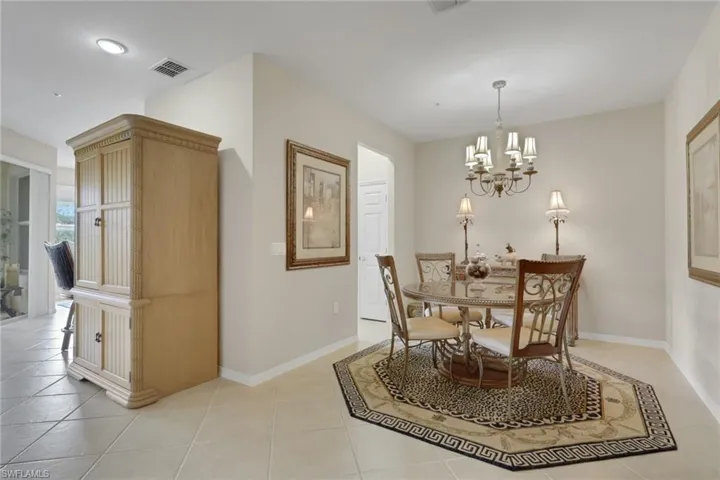 4660 Winged Foot Ct 102, Naples, Florida 34112