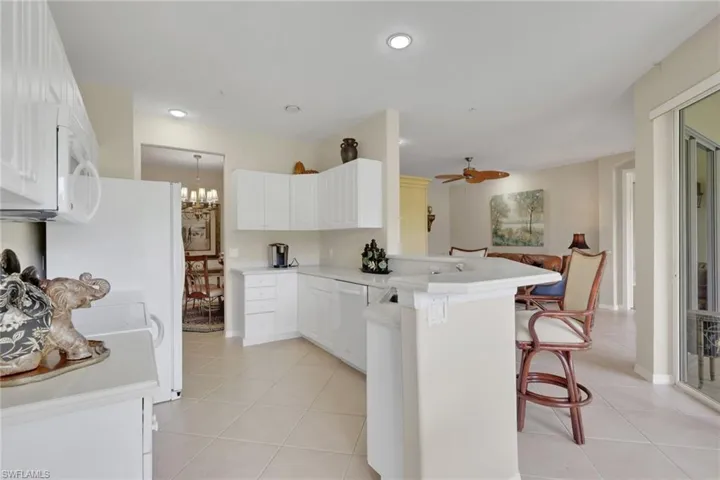 4660 Winged Foot Ct 102, Naples, Florida 34112