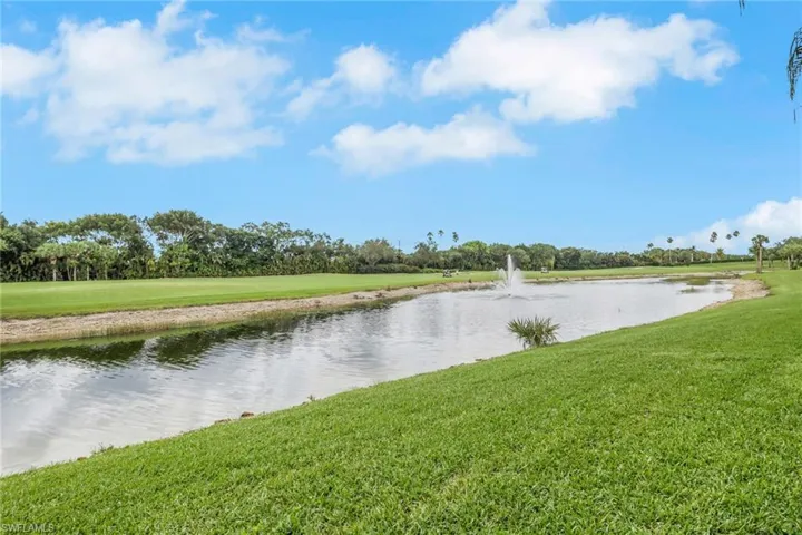 4660 Winged Foot Ct 102, Naples, Florida 34112