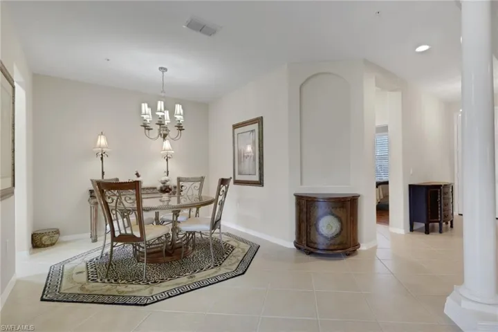 4660 Winged Foot Ct 102, Naples, Florida 34112