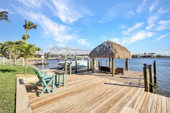 it just keeps getting better. Awesome Tiki lets you take in the sunsets enjoy a shaded nap