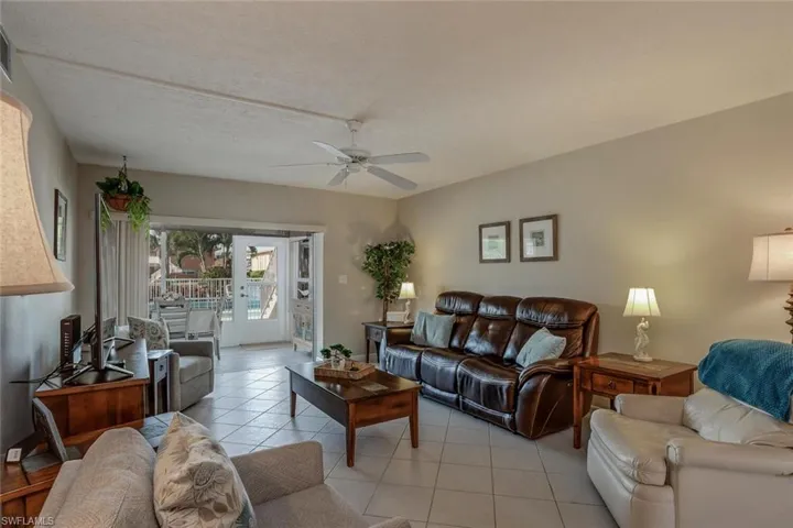 920 SE 46th  ST, Cape Coral, FL 33904