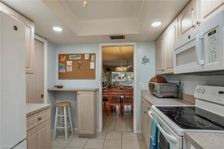 920 SE 46th  ST, Cape Coral, FL 33904