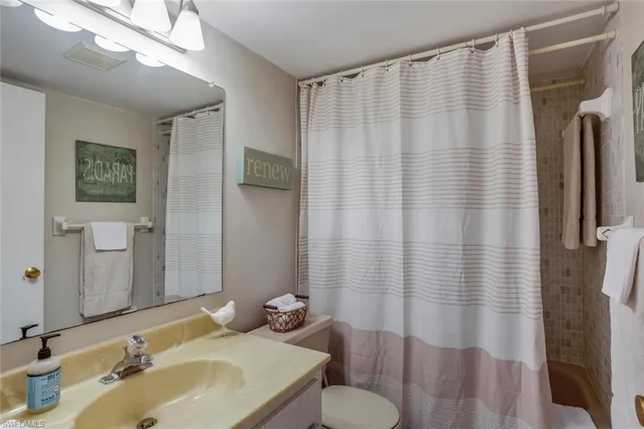 920 SE 46th  ST, Cape Coral, FL 33904