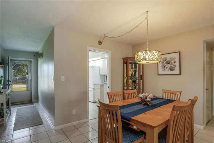 920 SE 46th  ST, Cape Coral, FL 33904