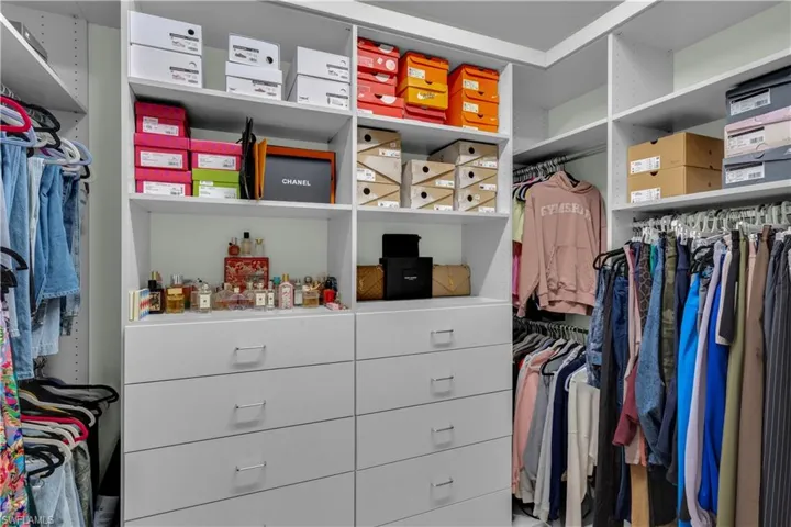 Master Suite Walk-In Closet