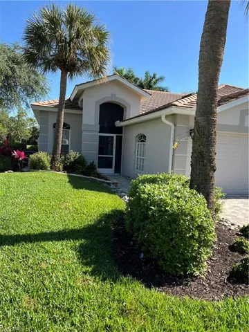8819  Naples Heritage  DR, Naples, FL 34112
