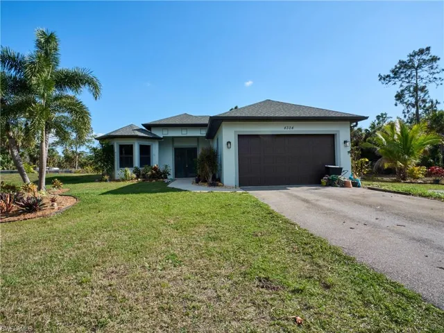 4324  22nd SE AVE, Naples, FL 34117