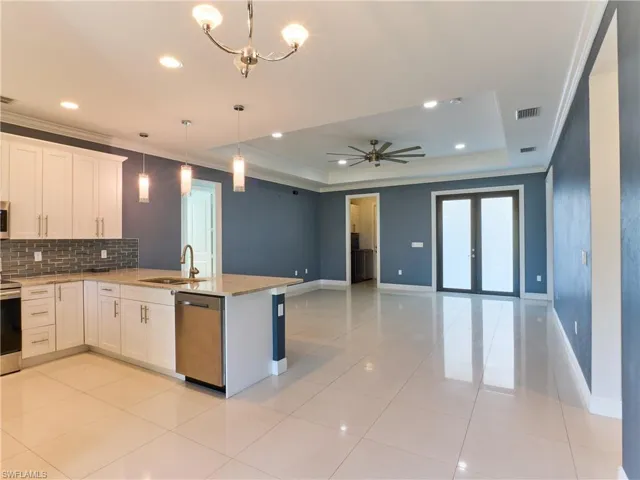 4324  22nd SE AVE, Naples, FL 34117