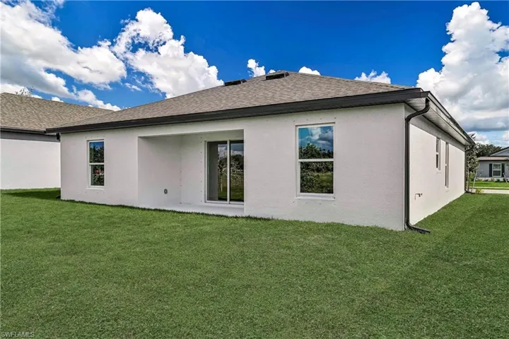 1341  Bush W ST, Immokalee, FL 34142