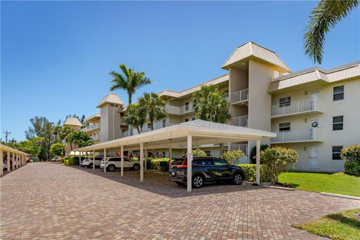 411 S Collier  BLVD, MARCO ISLAND, FL 34145