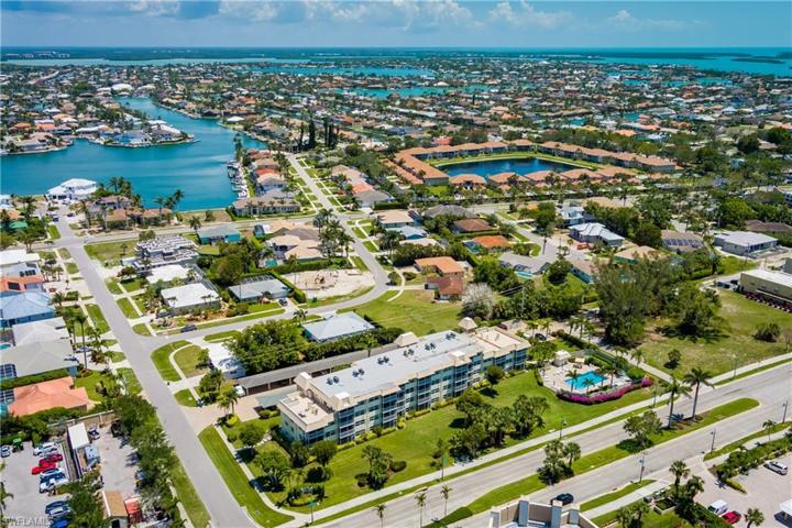 411 S Collier  BLVD, MARCO ISLAND, FL 34145