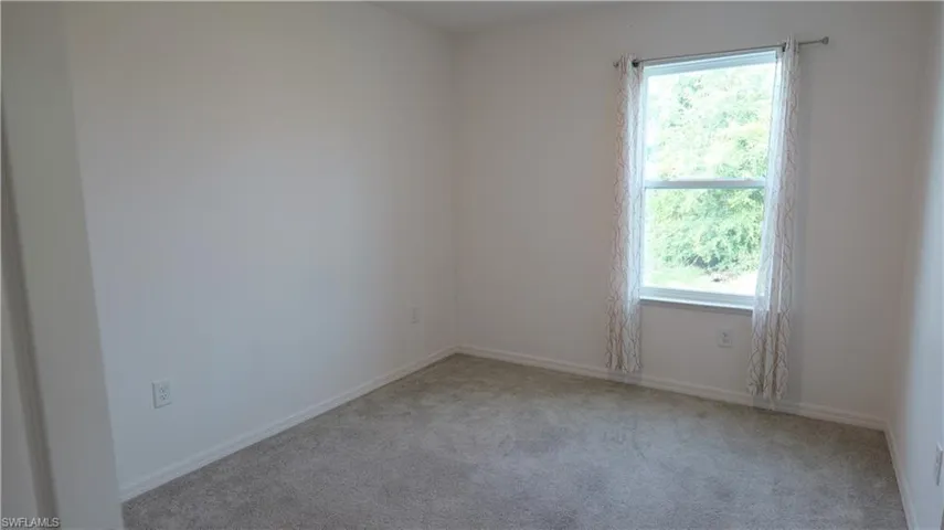 419 Palmyra Ave, Lehigh Acres, Florida 33974