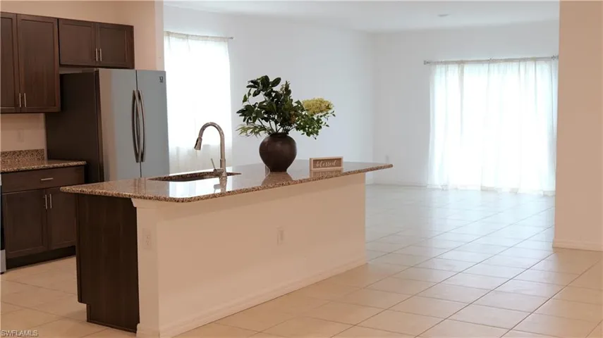 419 Palmyra Ave, Lehigh Acres, Florida 33974