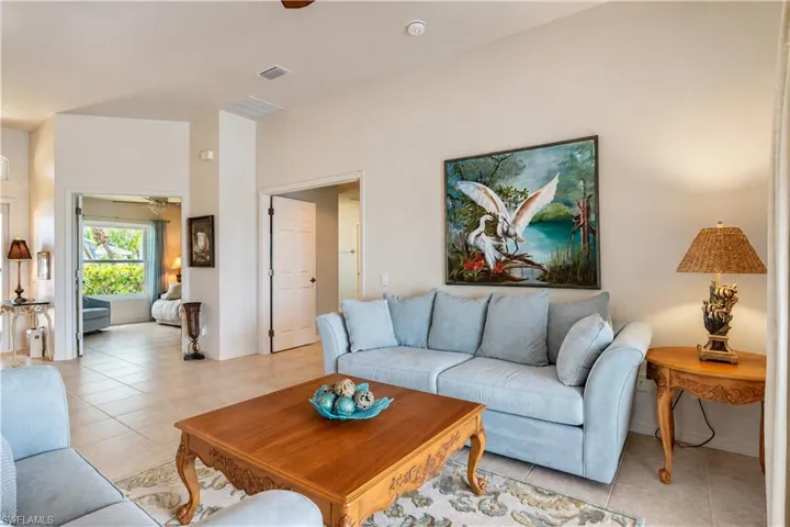 927 28th Ter, Cape Coral, Florida 33914
