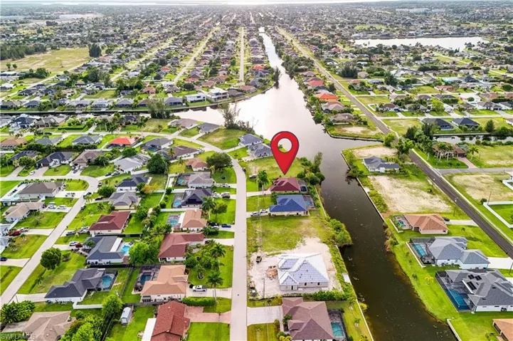 927 28th Ter, Cape Coral, Florida 33914