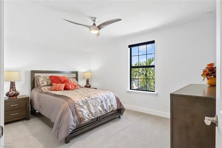 Loft guest bedroom