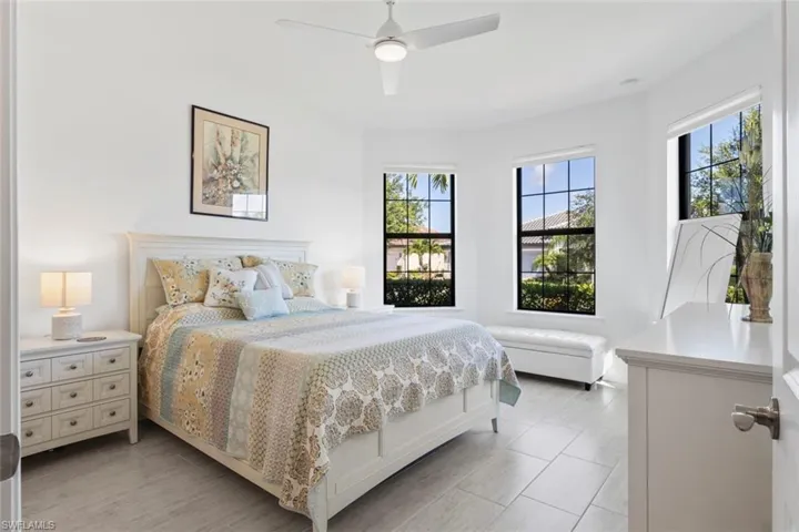 Guest bedroom