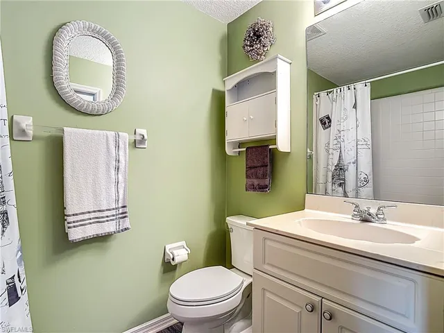 2561 Valparaiso Blvd, North Fort Myers, Florida 33917