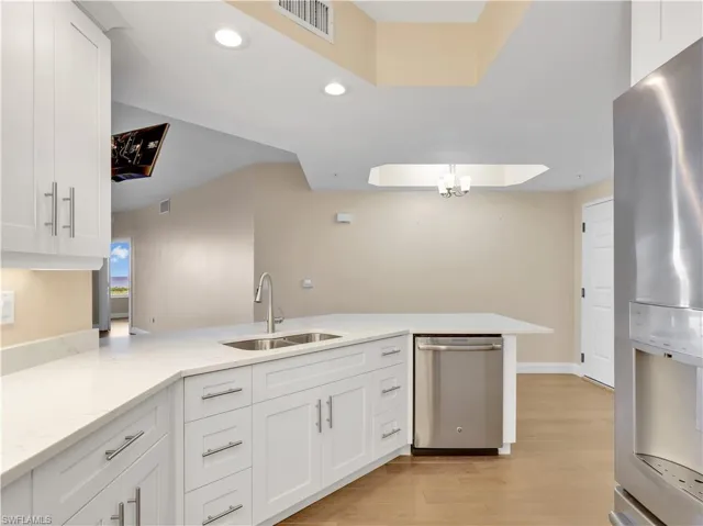1001  Arbor Lake  DR, Naples, FL 34110