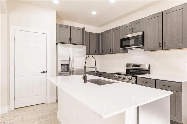 3233  57th W ST, Lehigh Acres, FL 33971