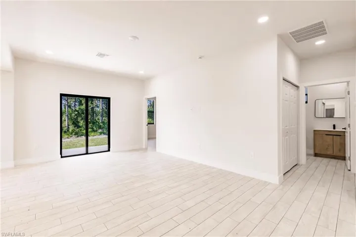 3233  57th W ST, Lehigh Acres, FL 33971