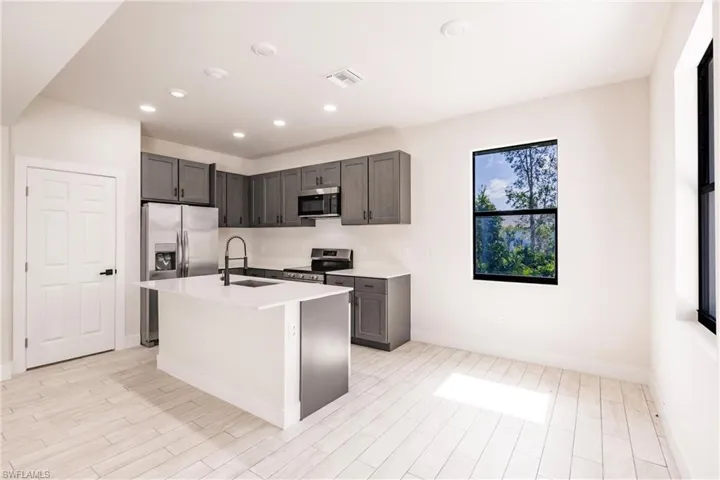 3233  57th W ST, Lehigh Acres, FL 33971