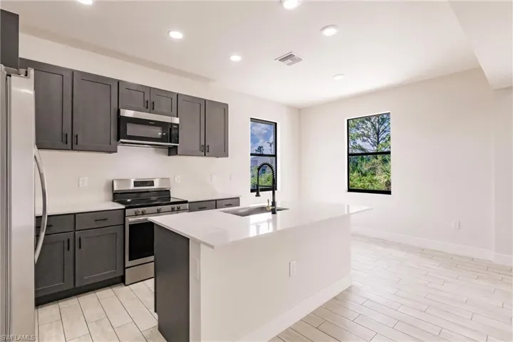 3233  57th W ST, Lehigh Acres, FL 33971