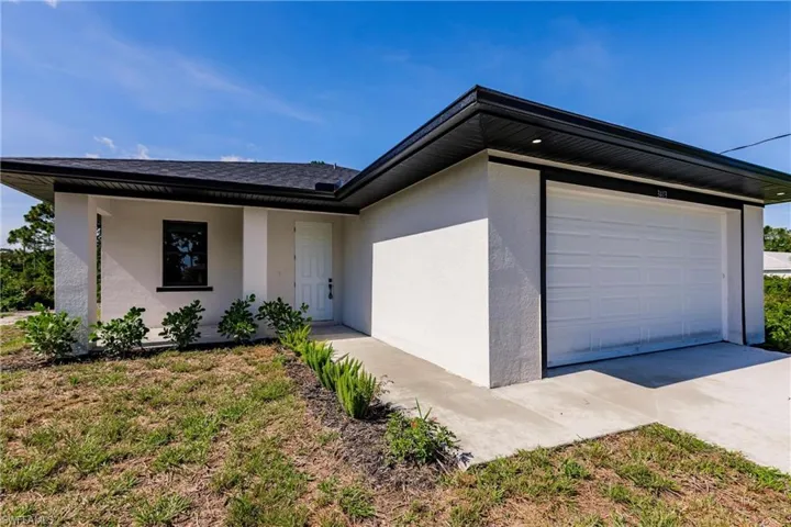 3233  57th W ST, Lehigh Acres, FL 33971