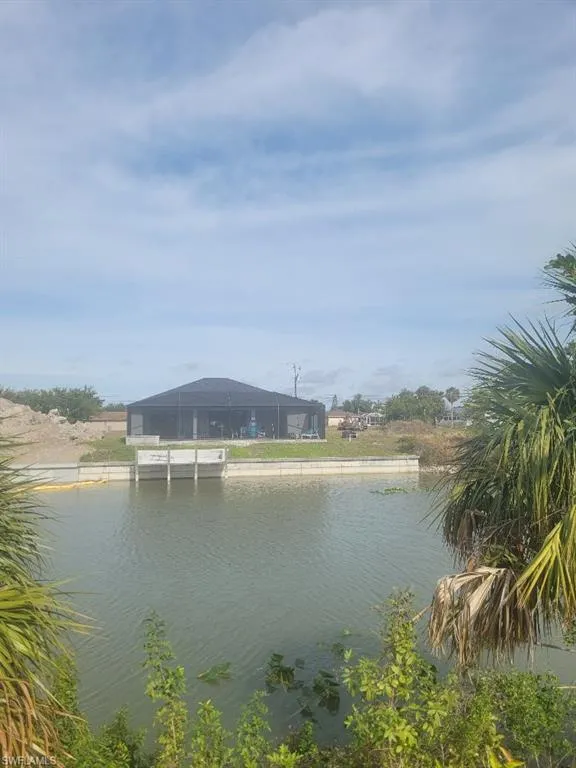 1513 17th ST, Cape Coral, FL 33993,225061975