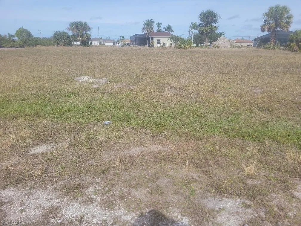 1513 17th ST, Cape Coral, FL 33993,225061975