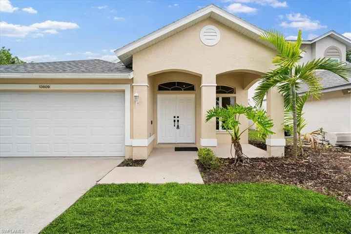 13609 Admiral Ct, Fort Myers, Florida 33912